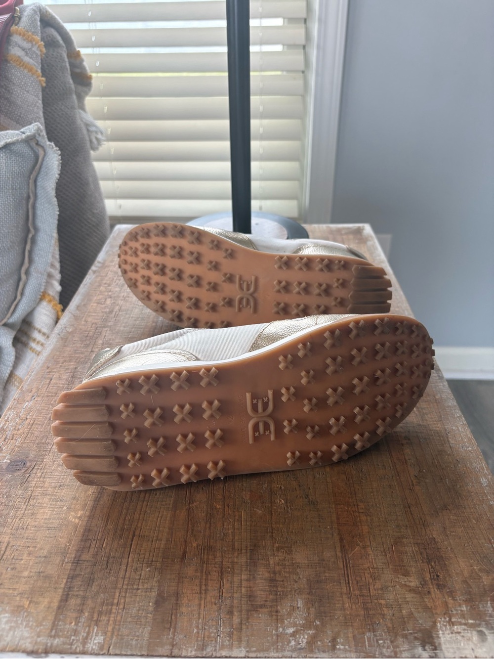 Sam Edelman White and Metallic Gold Platform Sneakers - Picture 7 of 8